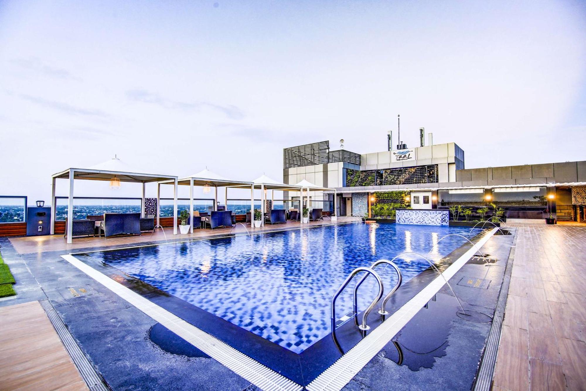 Hotel Radisson Blu Gorakhpur Extérieur photo