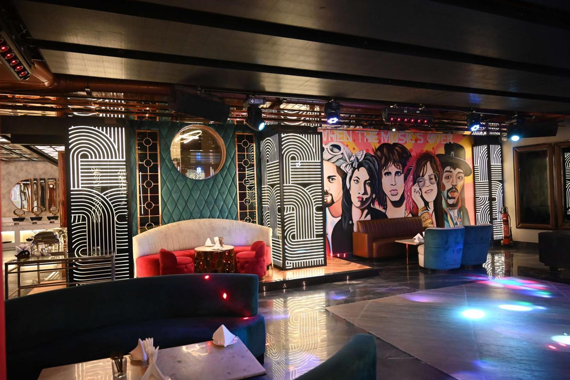 Hotel Radisson Blu Gorakhpur Extérieur photo